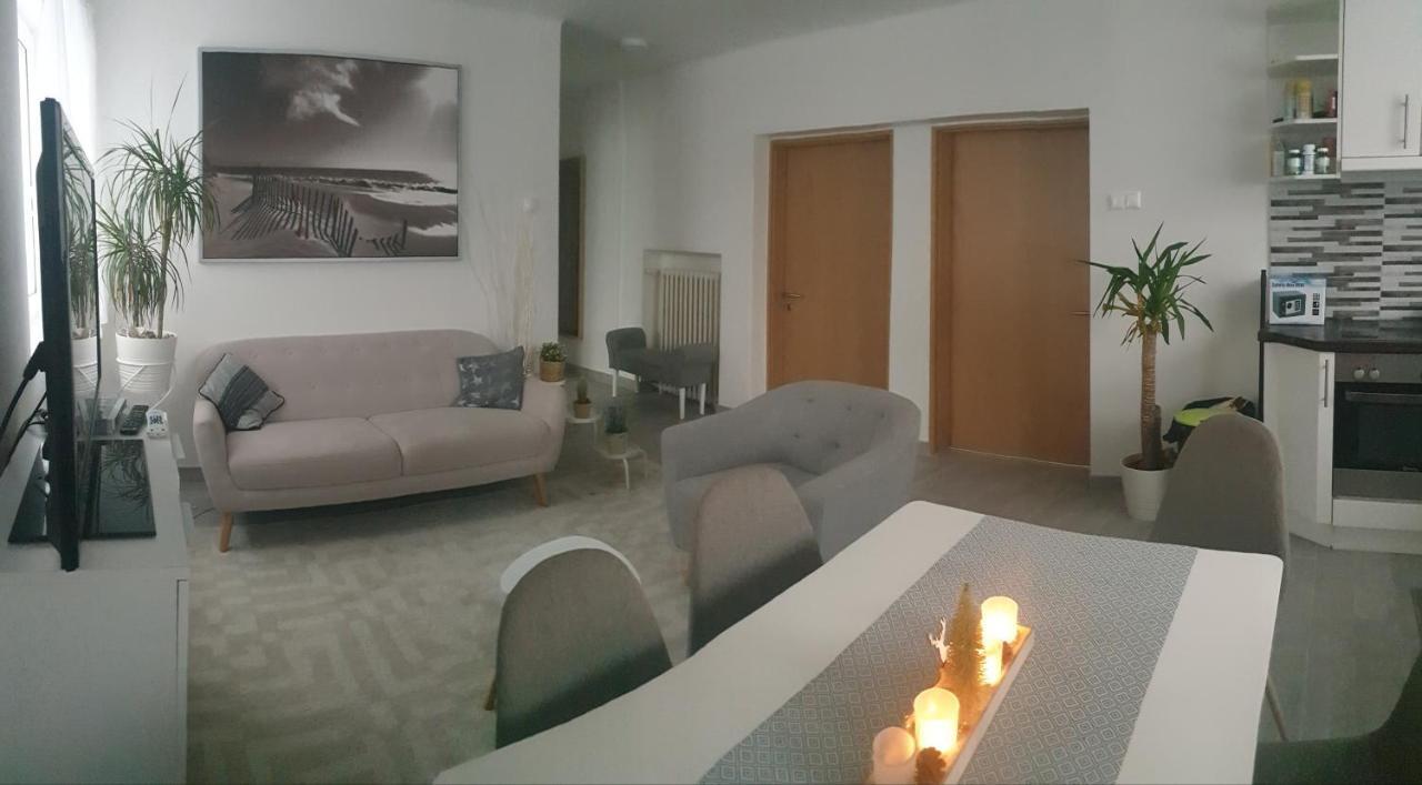 Mistel Apartman Bodensdorf Bagian luar foto